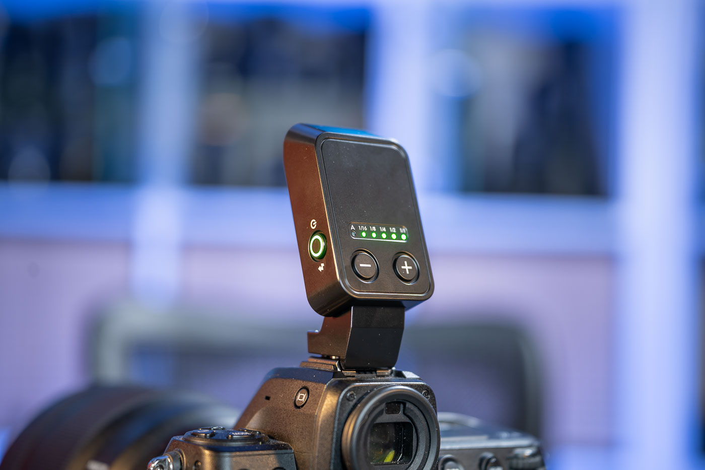 Viltrox Z2 review and the back power settings buttons